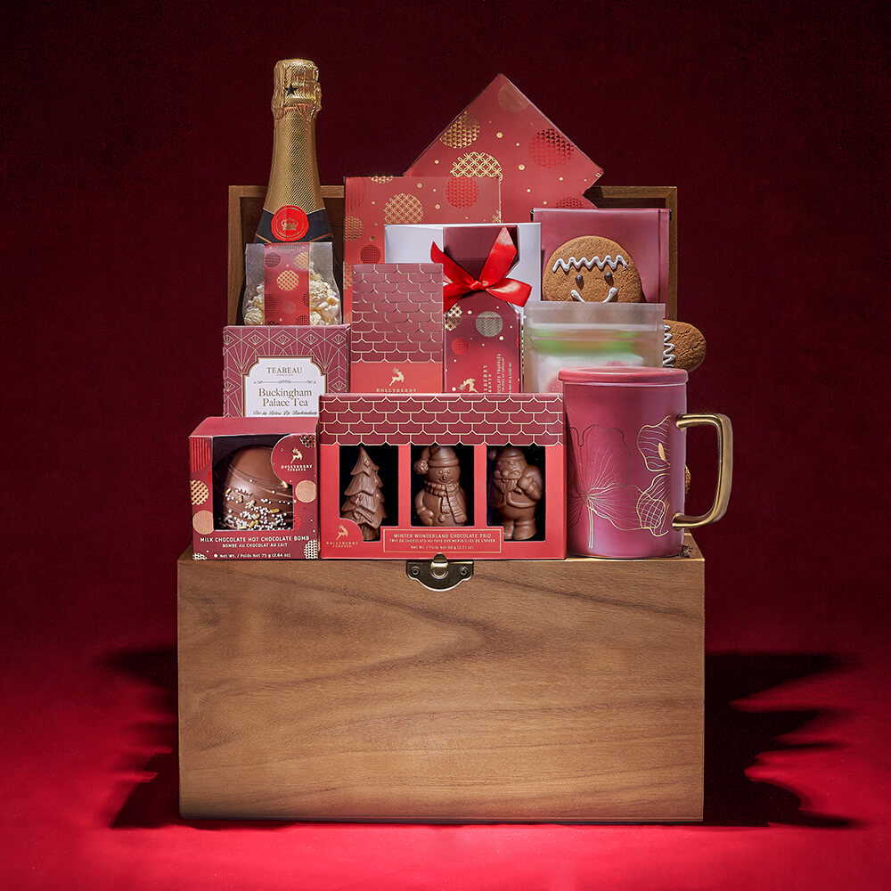 Christmas Sparkling Wine Gift Chest – how the gift is presented