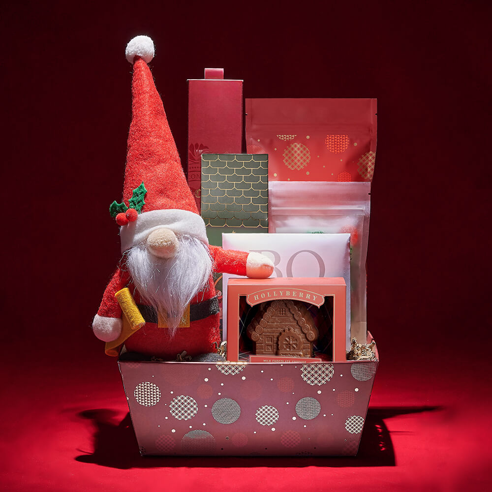 Christmas Luxe Chocolate and Truffle Gift Basket with Plush Santa – how the gift is presented