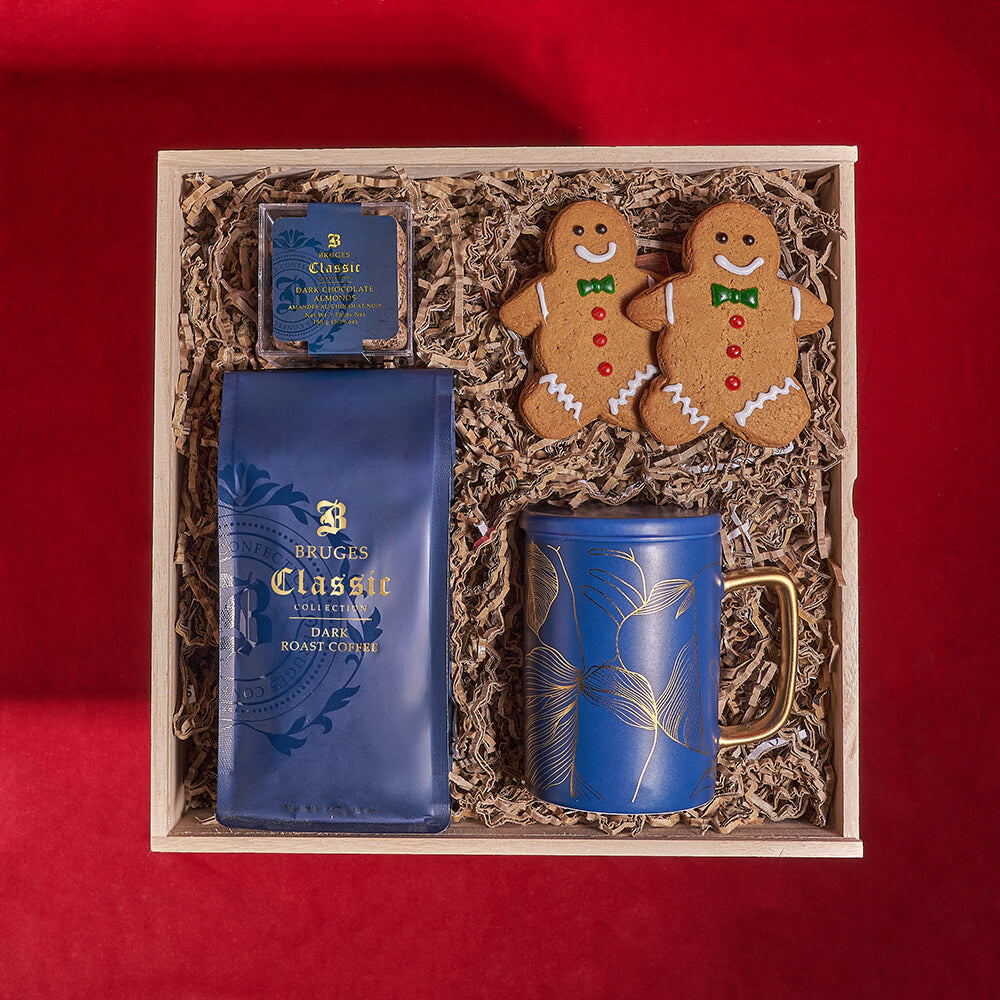 Chocolate Almonds and Gingerbread Gift Box – how the gift is presented